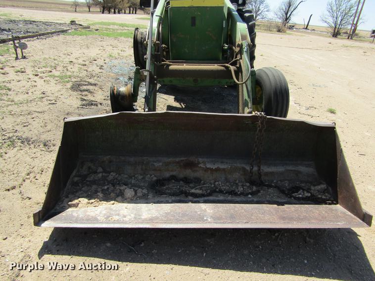 image for item DE6817 1976 John Deere 4430 tractor