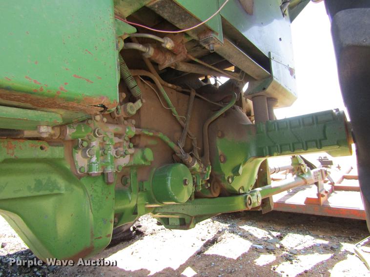 image for item DE6817 1976 John Deere 4430 tractor