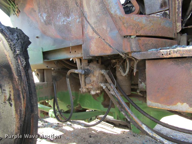 image for item DE6817 1976 John Deere 4430 tractor