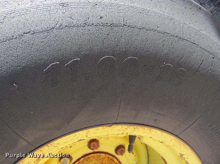 image for item DE6817 1976 John Deere 4430 tractor