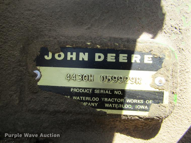 image for item DE6817 1976 John Deere 4430 tractor