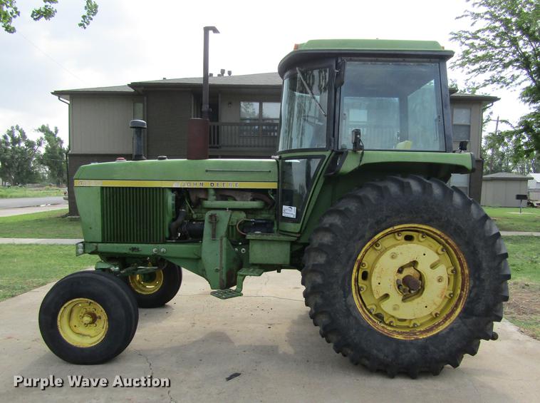 image for item DE6820 1974 John Deere 4230 tractor