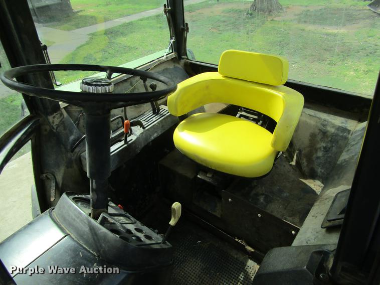 image for item DE6820 1974 John Deere 4230 tractor