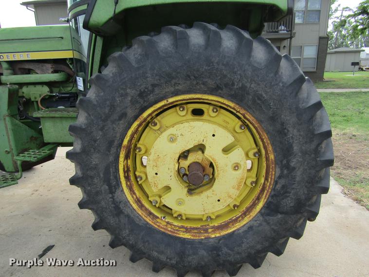 image for item DE6820 1974 John Deere 4230 tractor