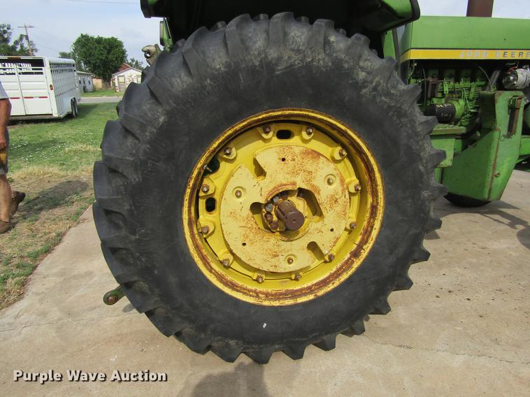 image for item DE6820 1974 John Deere 4230 tractor