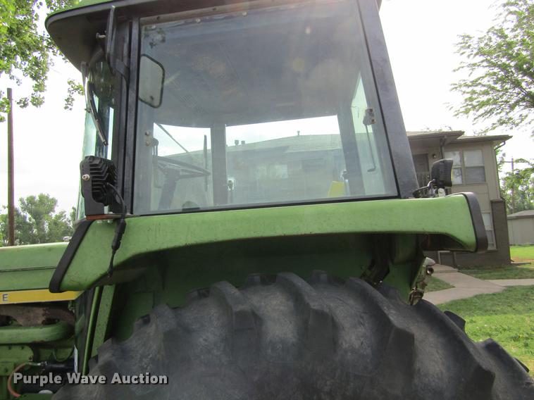 image for item DE6820 1974 John Deere 4230 tractor
