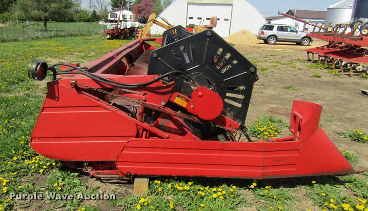 image for item DF3790 1994 Massey Ferguson 9750-25 platform head