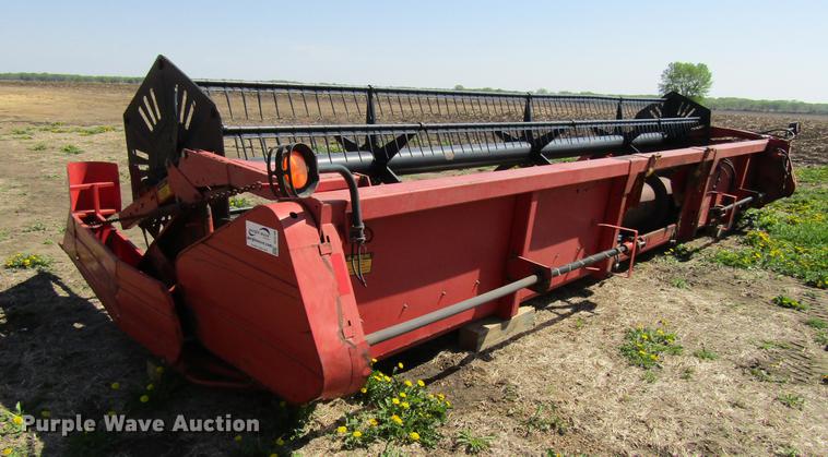 image for item DF3790 1994 Massey Ferguson 9750-25 platform head