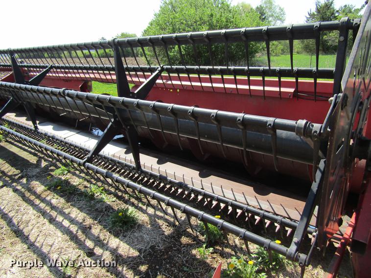 image for item DF3790 1994 Massey Ferguson 9750-25 platform head