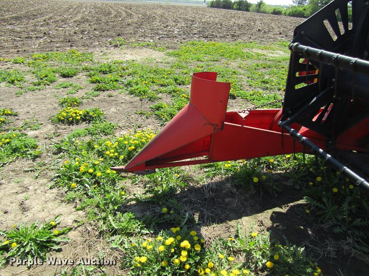 image for item DF3790 1994 Massey Ferguson 9750-25 platform head