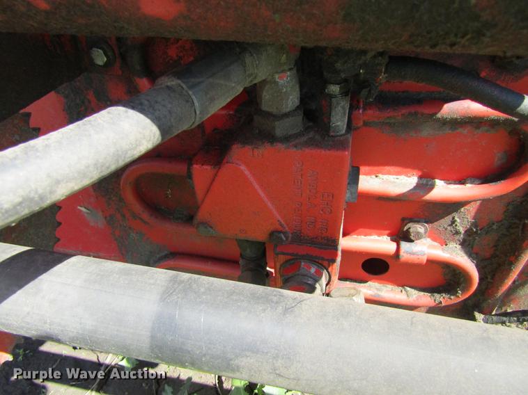 image for item DF3790 1994 Massey Ferguson 9750-25 platform head