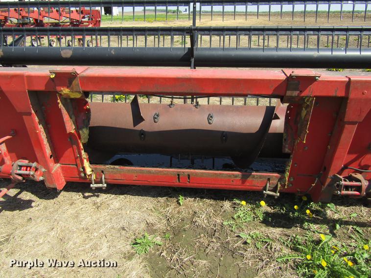 image for item DF3790 1994 Massey Ferguson 9750-25 platform head