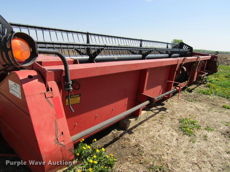 image for item DF3790 1994 Massey Ferguson 9750-25 platform head