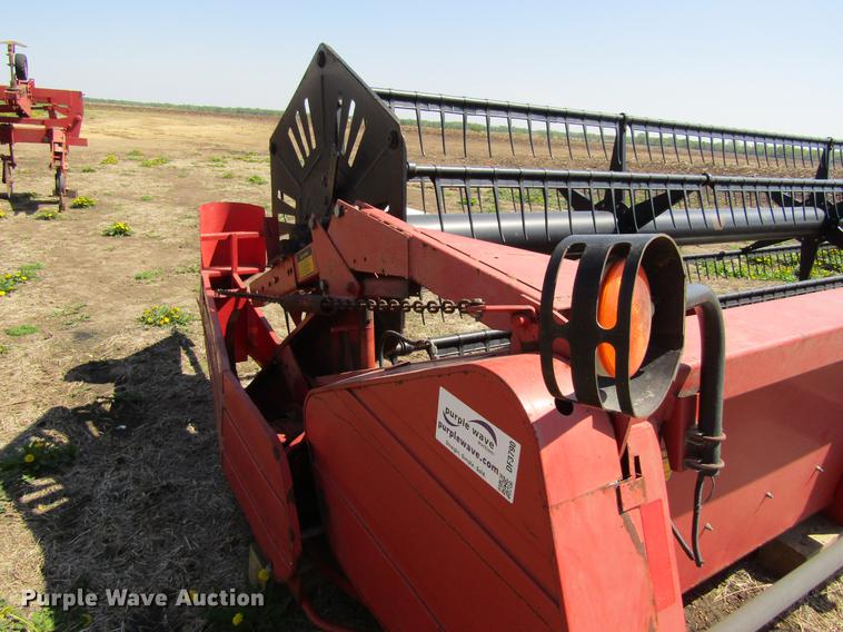 image for item DF3790 1994 Massey Ferguson 9750-25 platform head