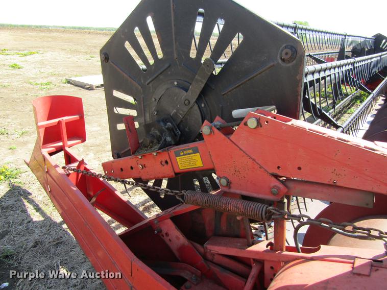 image for item DF3790 1994 Massey Ferguson 9750-25 platform head