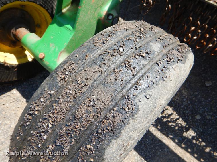 image for item EI9093 John Deere HX15 batwing rotary mower