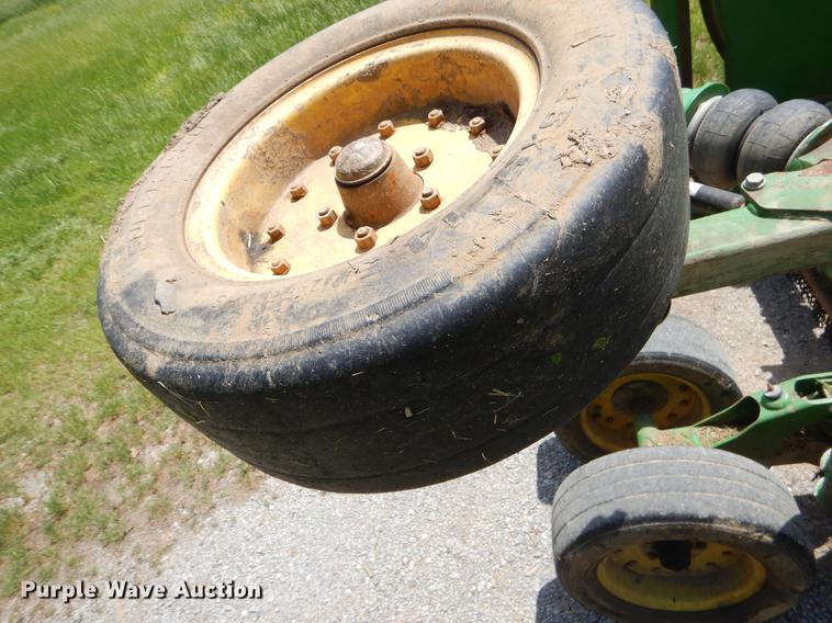 image for item EI9139 John Deere CX15 batwing rotary mower