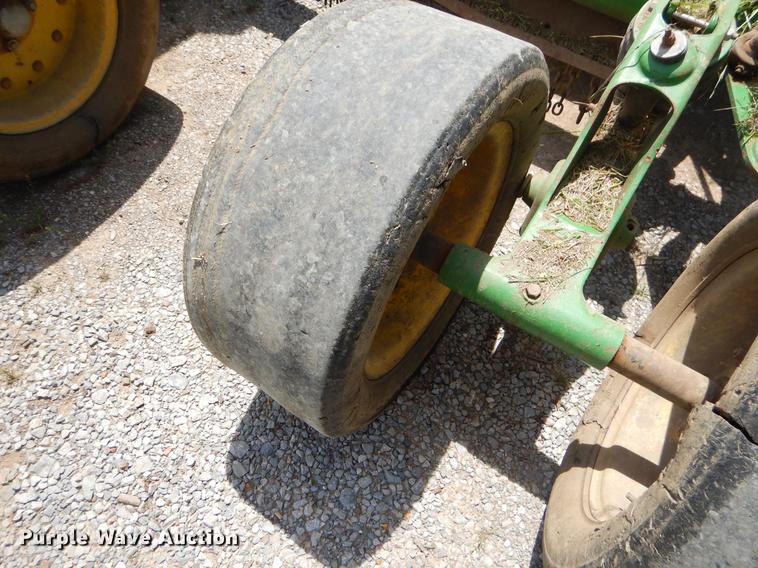 image for item EI9139 John Deere CX15 batwing rotary mower