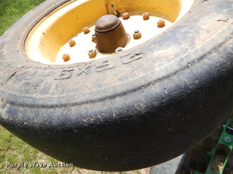 image for item EI9139 John Deere CX15 batwing rotary mower