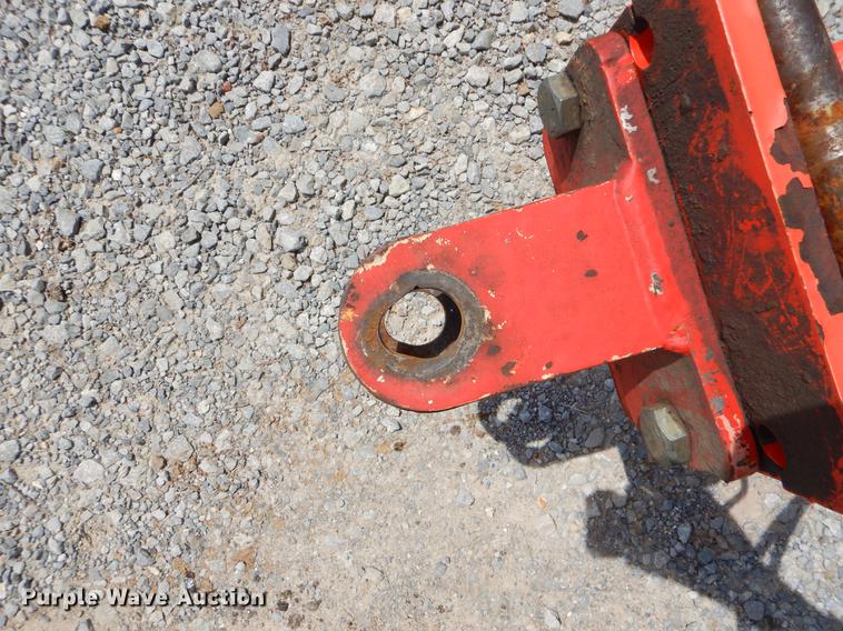 image for item EI9140 Kuhn SR110 hay rake