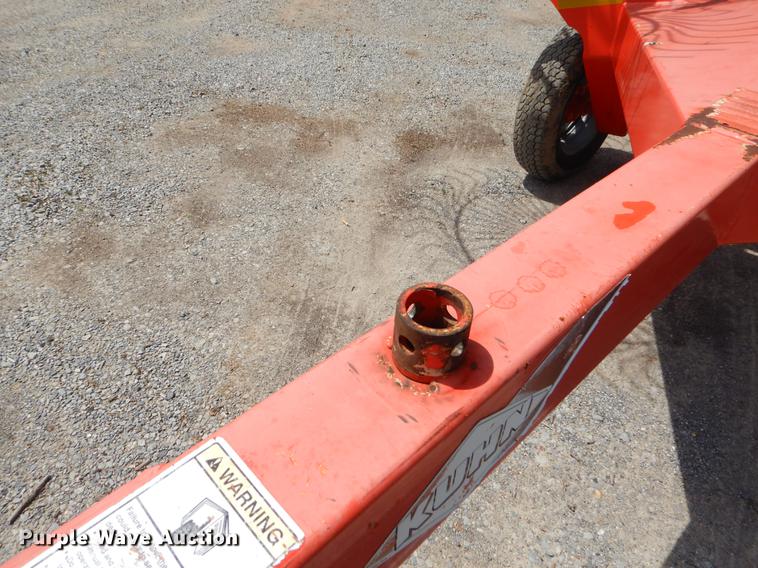 image for item EI9140 Kuhn SR110 hay rake