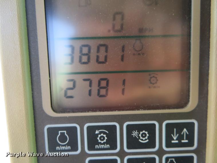 image for item EJ9596 2004 John Deere 9660 STS combine