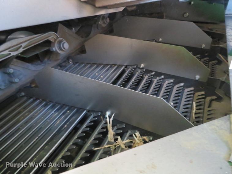 image for item EJ9596 2004 John Deere 9660 STS combine