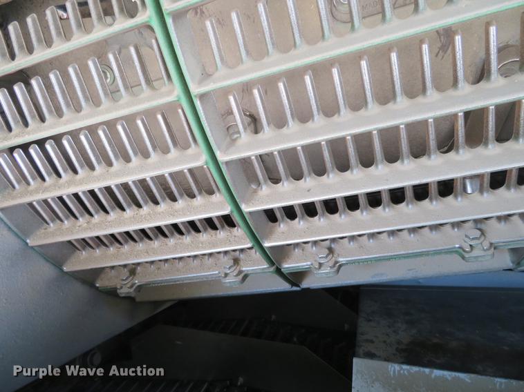 image for item EJ9596 2004 John Deere 9660 STS combine