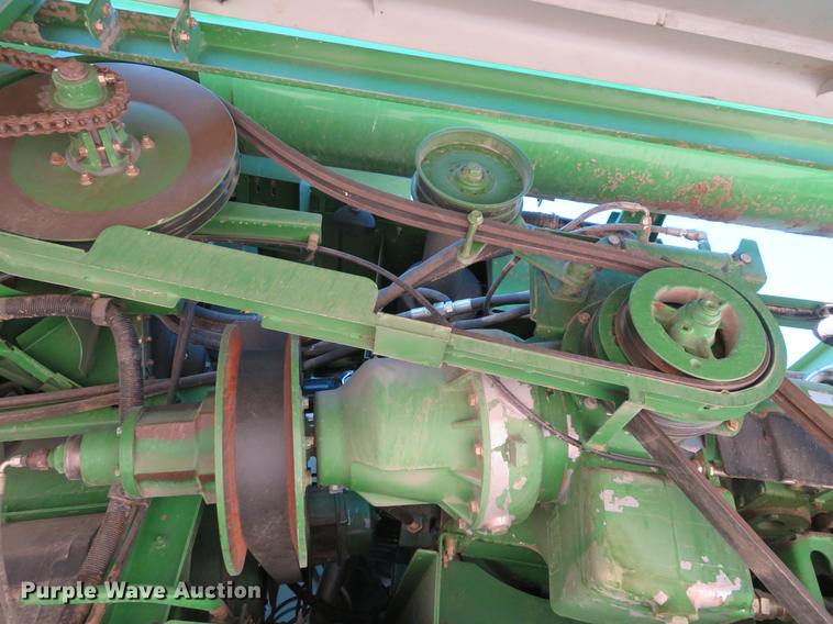 image for item EJ9596 2004 John Deere 9660 STS combine