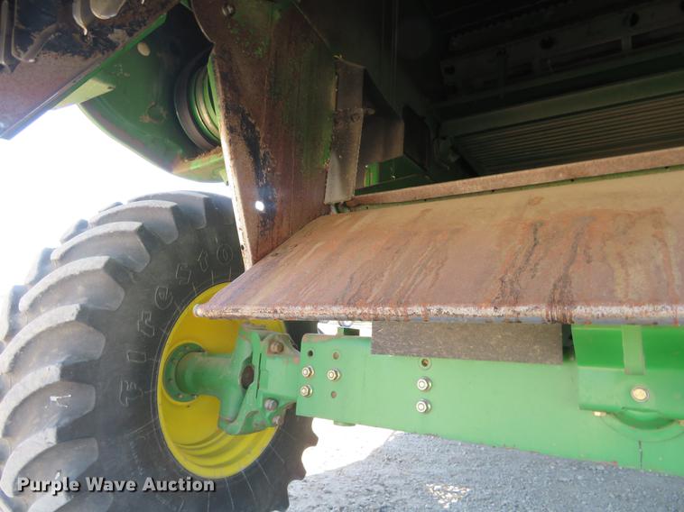 image for item EJ9596 2004 John Deere 9660 STS combine
