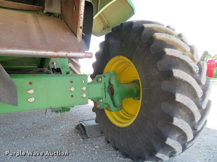 image for item EJ9596 2004 John Deere 9660 STS combine