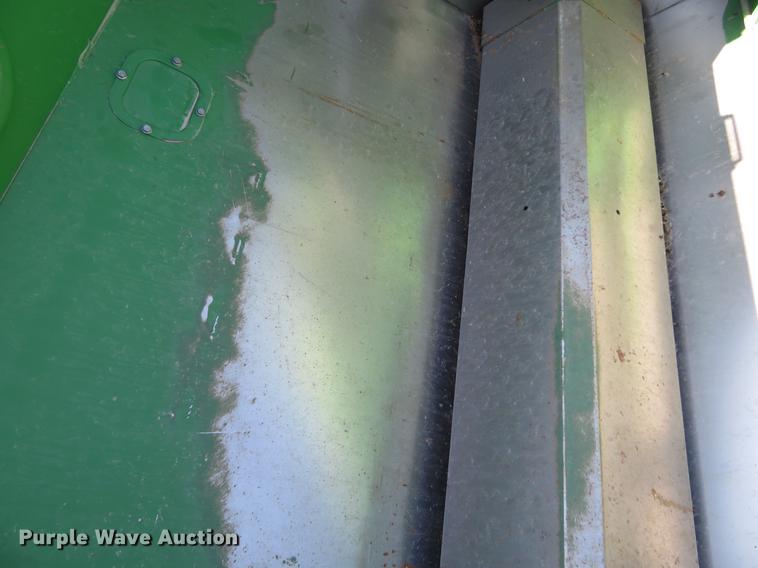 image for item EJ9596 2004 John Deere 9660 STS combine