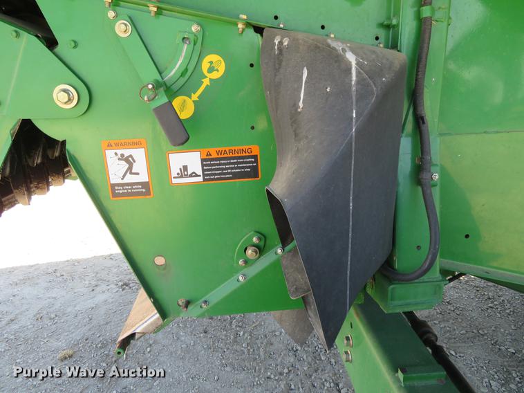 image for item EJ9596 2004 John Deere 9660 STS combine