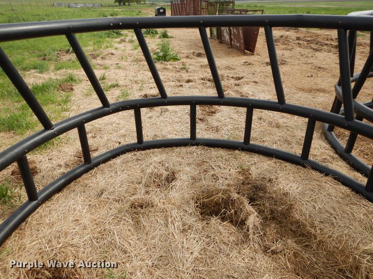 image for item EQ9884 (4) Bull-Proof hay feeders