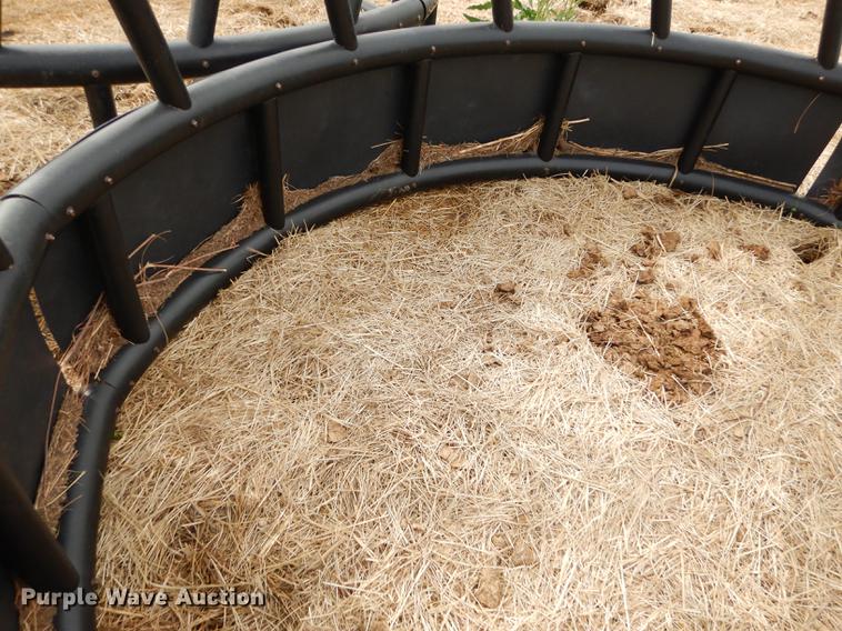 image for item EQ9884 (4) Bull-Proof hay feeders