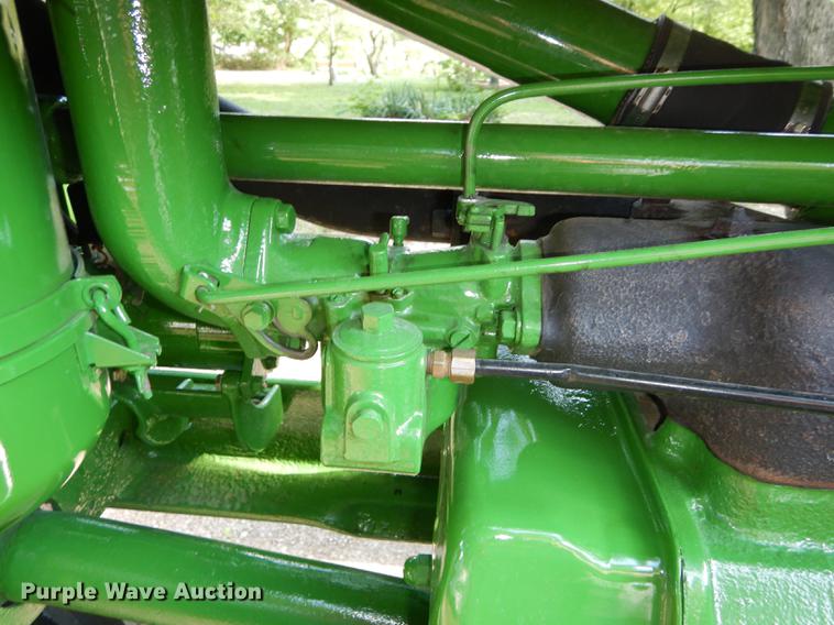 image for item EQ9933 1946 John Deere A tractor