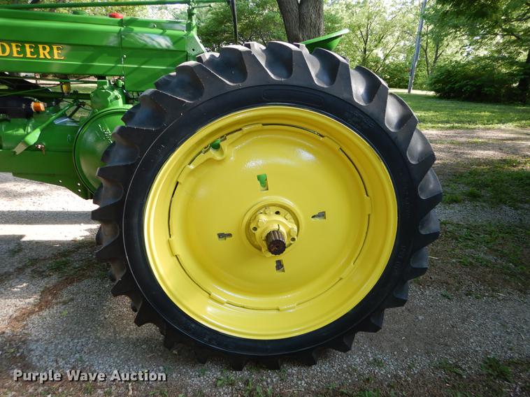 image for item EQ9933 1946 John Deere A tractor