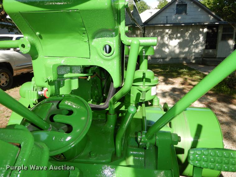 image for item EQ9933 1946 John Deere A tractor