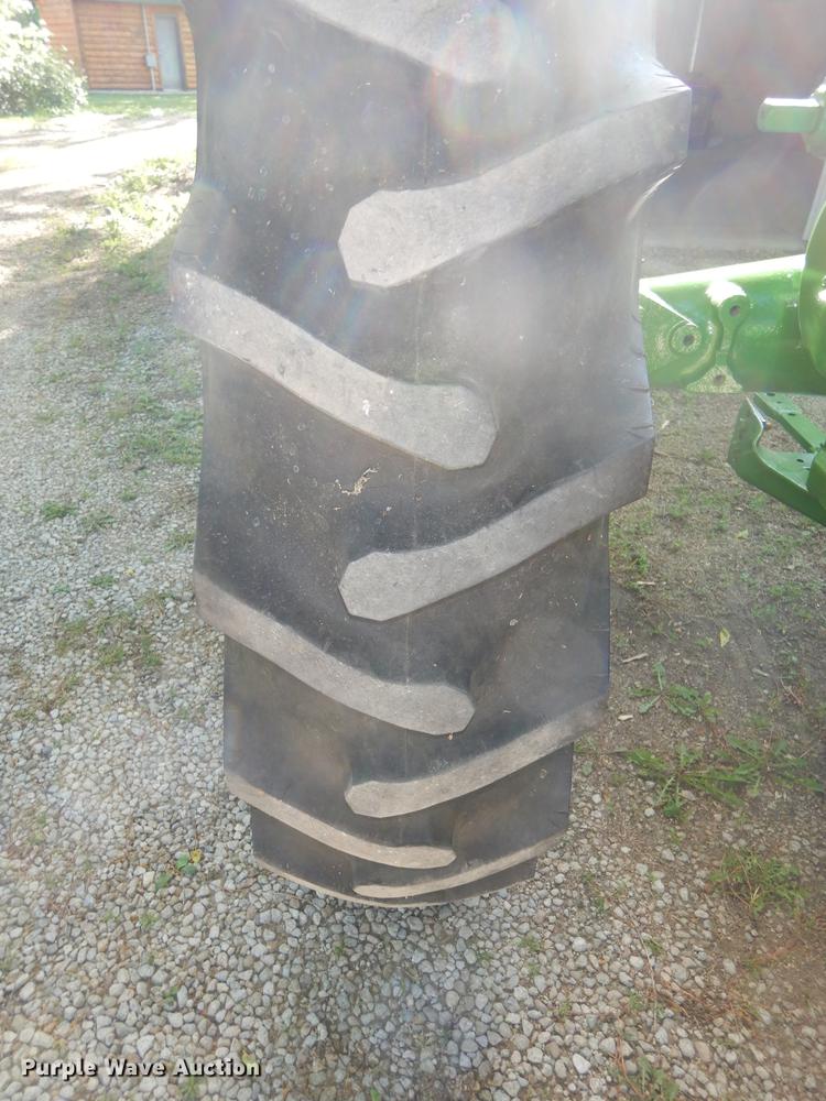 image for item EQ9933 1946 John Deere A tractor