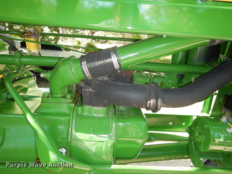 image for item EQ9933 1946 John Deere A tractor