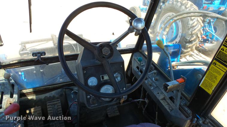 image for item ET9706 Ford Versatile 276 4WD tractor