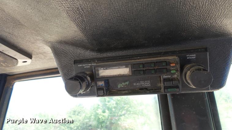 image for item ET9706 Ford Versatile 276 4WD tractor