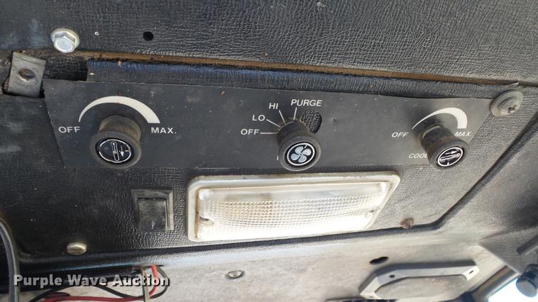 image for item ET9706 Ford Versatile 276 4WD tractor