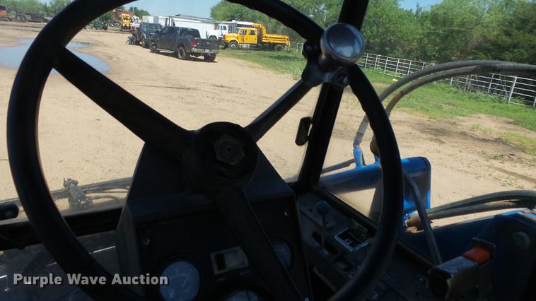image for item ET9706 Ford Versatile 276 4WD tractor