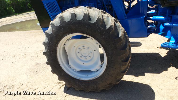image for item ET9706 Ford Versatile 276 4WD tractor
