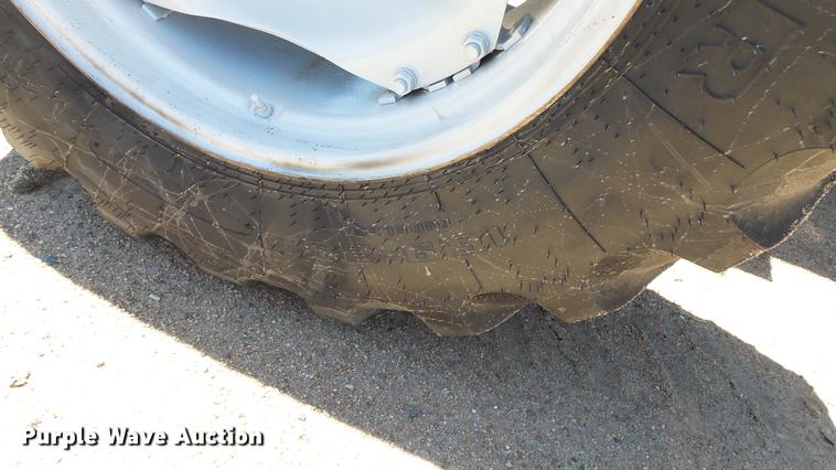 image for item ET9706 Ford Versatile 276 4WD tractor