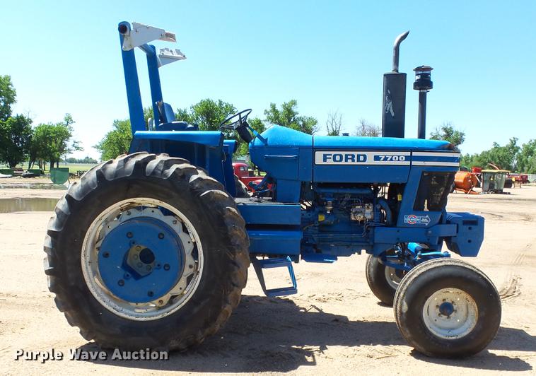 image for item ET9707 Ford 7700 tractor