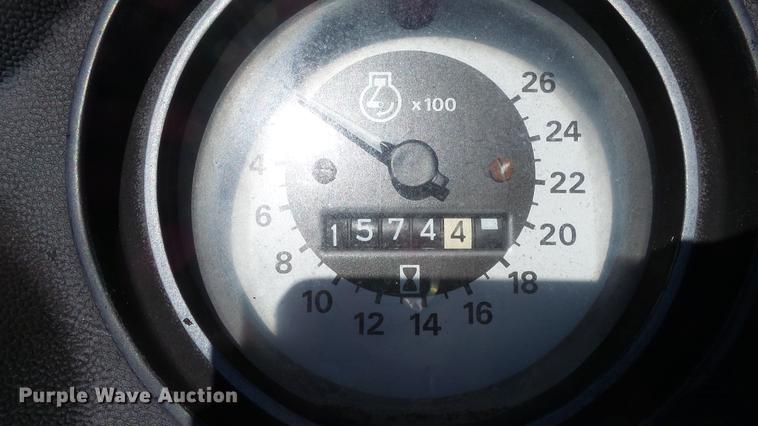 image for item ET9707 Ford 7700 tractor