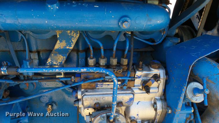 image for item ET9707 Ford 7700 tractor