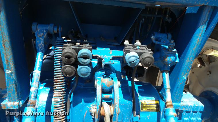 image for item ET9707 Ford 7700 tractor